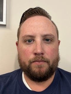 Robert-Ellison Small